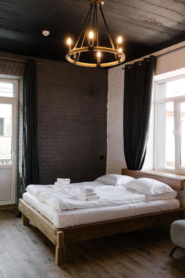 Hotel Dynasty Kamianets-Podilskyi Exterior foto